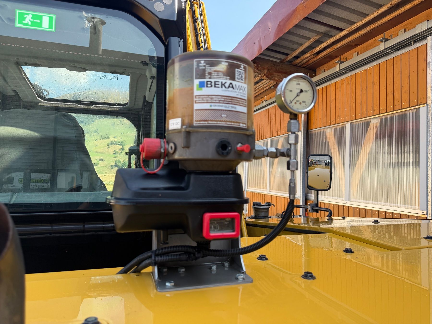Caterpillar Escavatori: Raupenbagger CAT 310 – Usato da Breil/Brigels venduto da inf_9grr 4