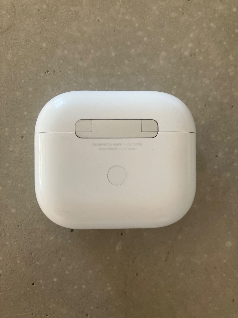Apple Cuffie: Apple AirPods 3 Case – Usato da Lausanne venduto da mr.v 2