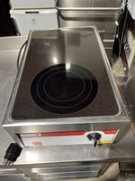 Gastro Induktionskochfeld Salvis AKI 0 5kW