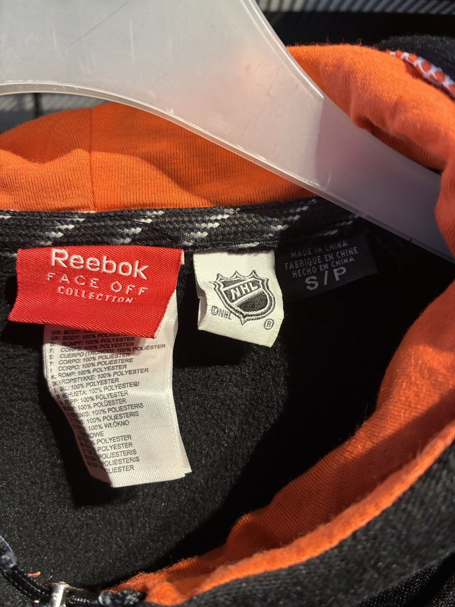 Reebok Maglioni & Felpe: Reebok Philadelphia Flyers Kapuzenpullover Grösse S/P – Nuovo e nell'imballaggio originale da Zürich venduto da Msirco 1