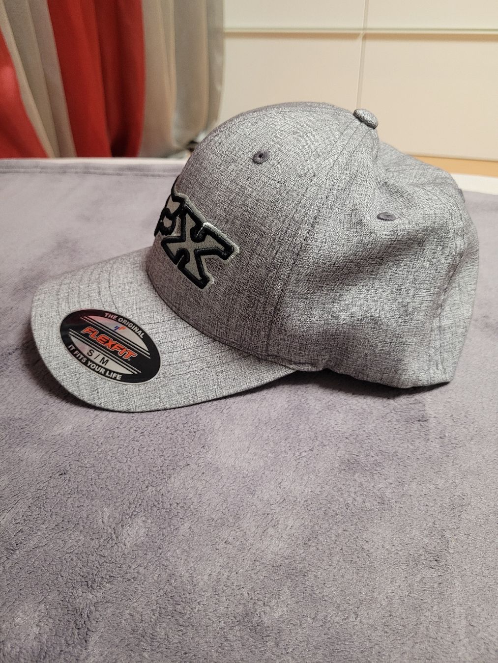 Flexfit Hüte, Mützen & Caps: Casquette FOX S/M Flexfit - The Original – Neu und originalverpackt aus Courtaman von Bluejazz 1