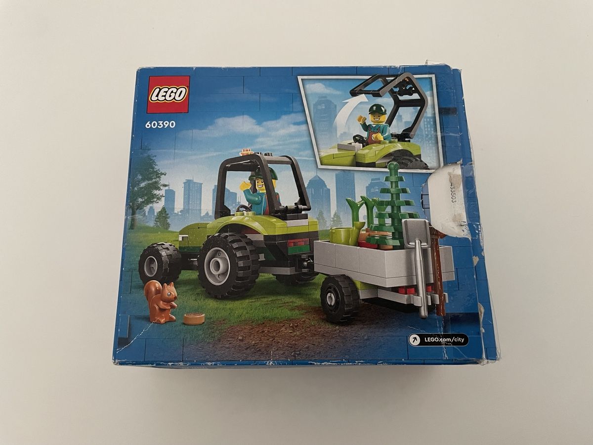 Lego Giocattoli: Lego City Traktor – Usato da Chur venduto da Tsambiko 3