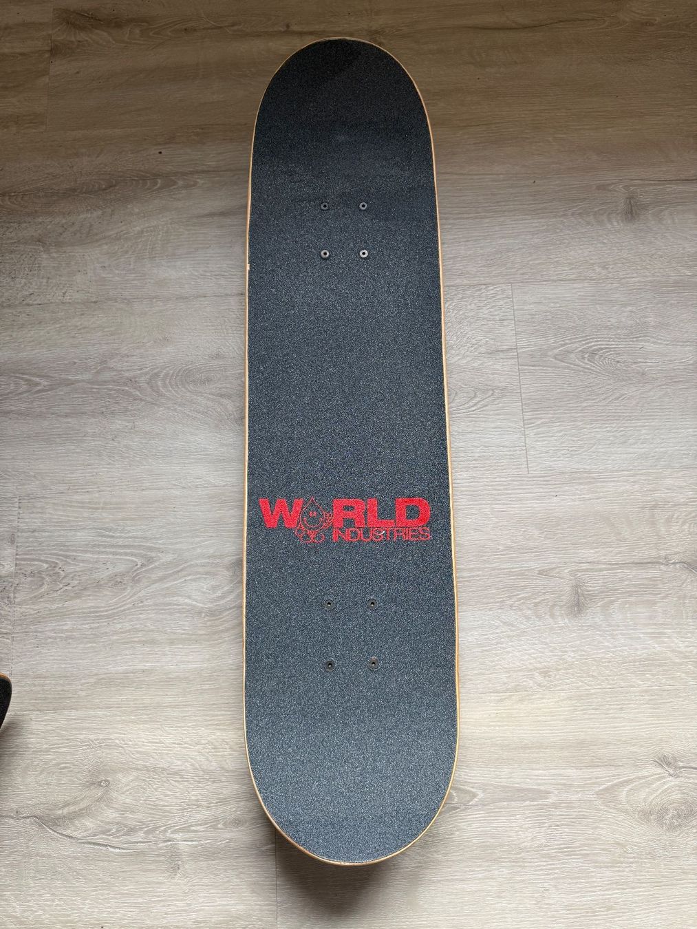 Skateboards: Skate complet World Industries - Wet Willy 8'' – Nuovo (secondo la descrizione) da Murist venduto da kalmec 2