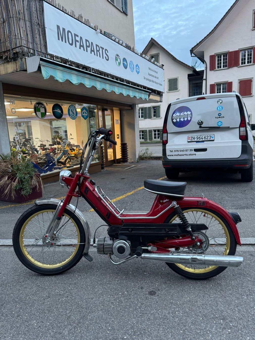 Puch Ciclomotori: Puch Maxi S mit Ausweis – Usato da Schmerikon venduto da Mofaparts