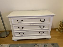 Weisse Shabby Chic Kommode mit drei Schubladen, Vintage Look