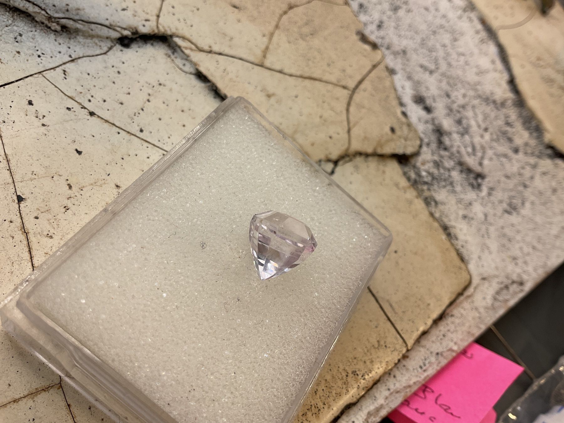 Pietre preziose: Natürlicher Kunzit 10x9x10mm – Nuovo (secondo la descrizione) da luzern venduto da Alpendorf1 2