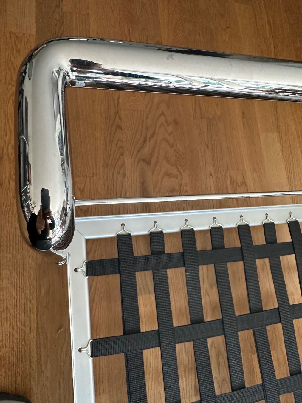 Divani: Cassina LC2 Sofa nur Rahmen – Usato da Herrenschwanden venduto da Coke_15 2