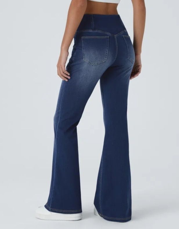 Halara Jeans: Schlaghosen – Nuovo (secondo la descrizione) da Innerthal venduto da System_of_a_down 1