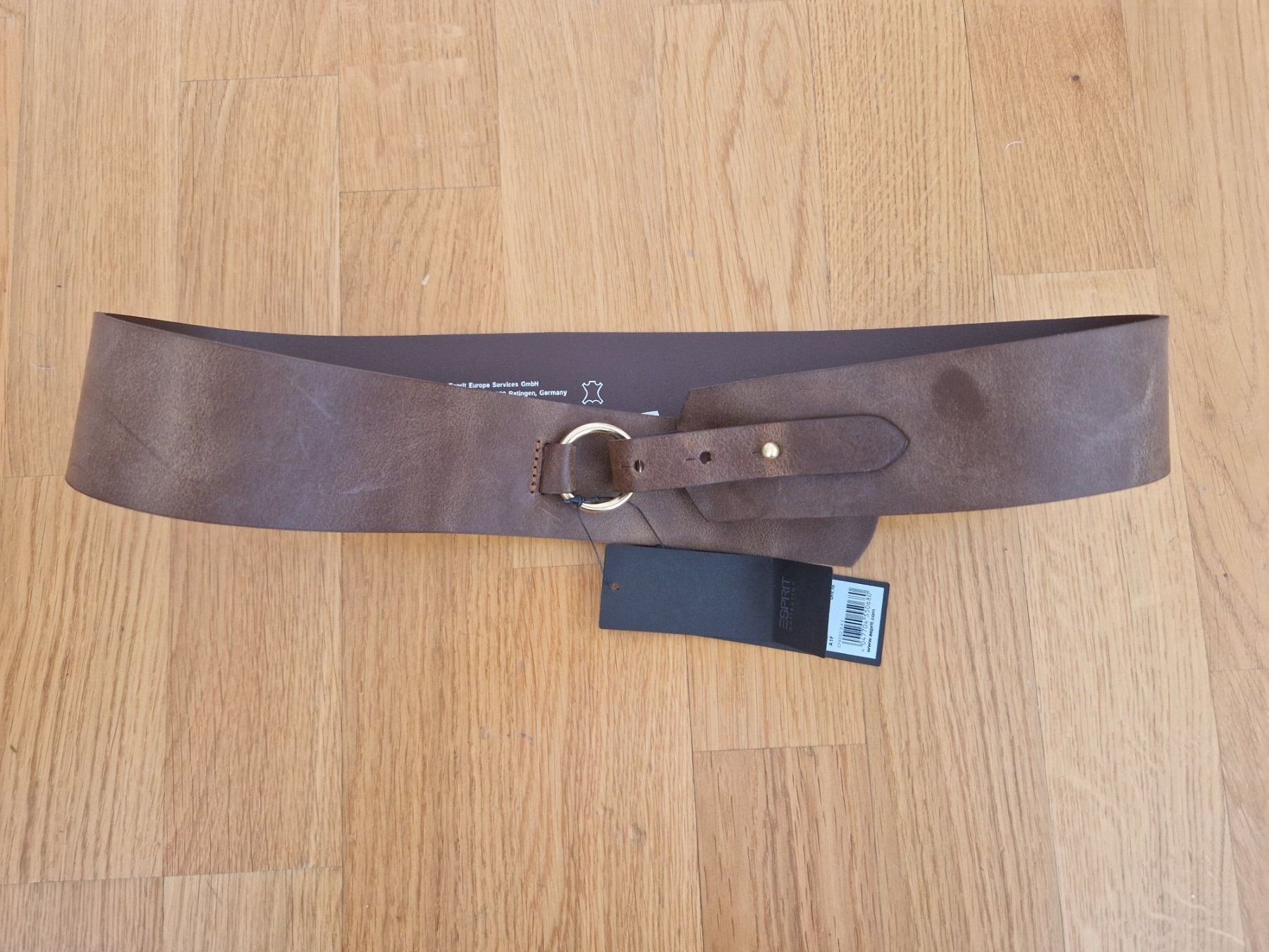 Esprit Gürtel: Neu Esprit Leder Damen Gürtel Gr.M – Gebraucht aus Buchs Sg von Valedi 1
