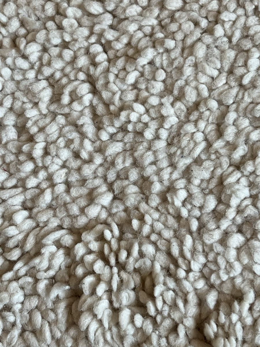 Tapis: Handgeknüpfter Wollteppich weiss – D'occasion à Biberstein par Leoo 1