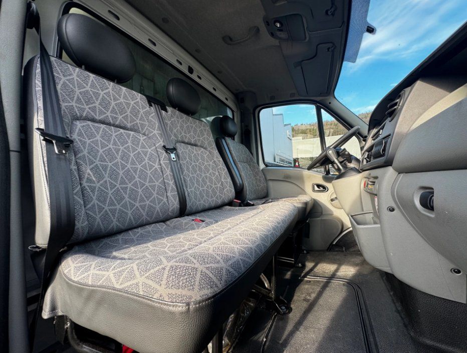 Renault Nutzfahrzeuge: Renault Master Automat – Gebraucht aus Geroldswil von Eba2 7