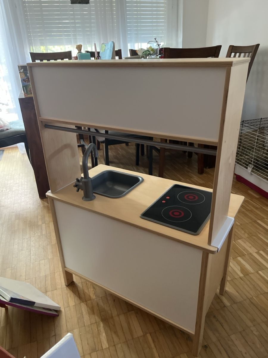 Spielzeuge: Spielküche aus Holz – Gebraucht aus Niederhasli von dia_2kqp 2