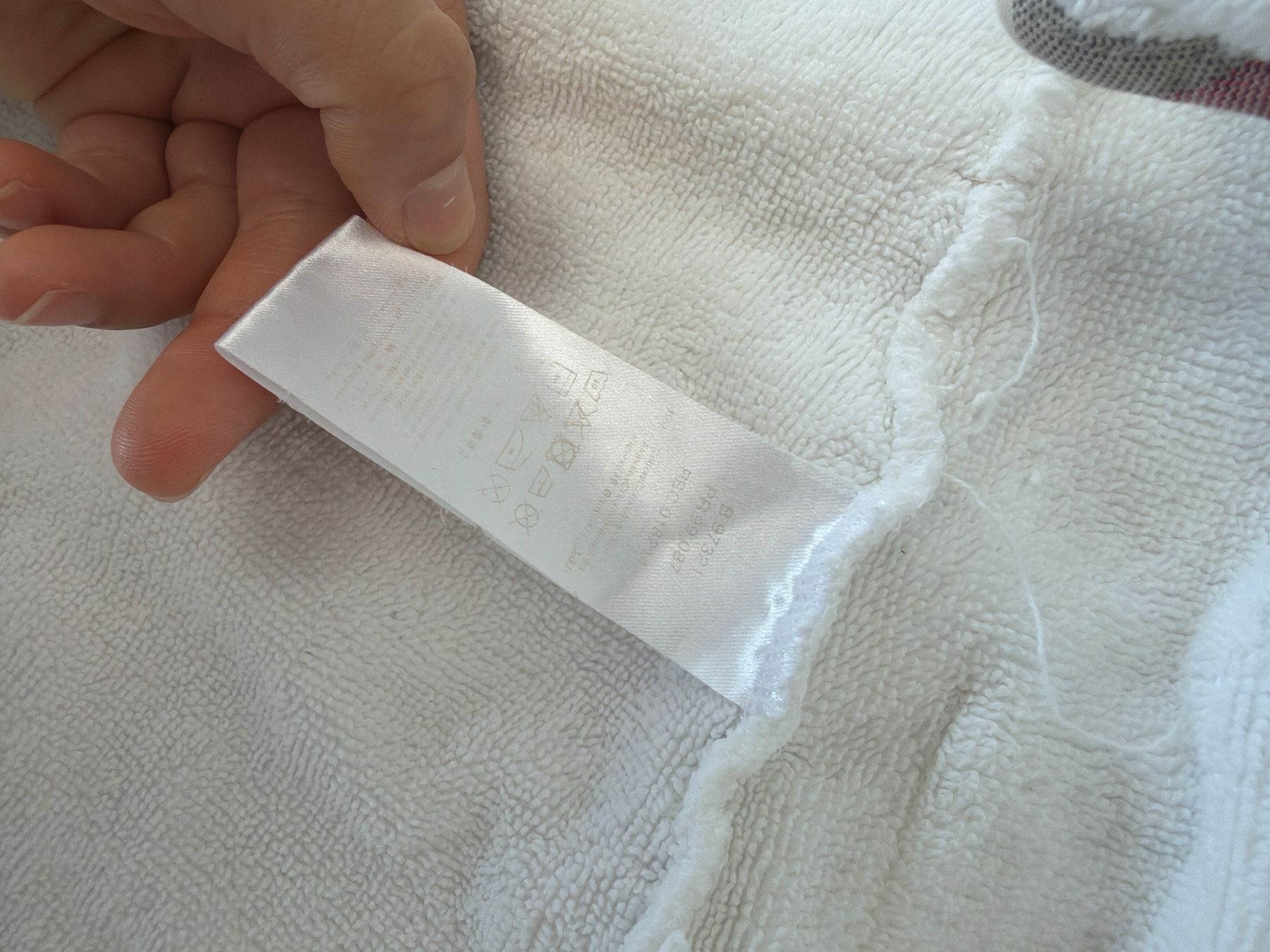 Burberry Bademäntel: Burberry Baby Bademantel 6 Monate – Gebraucht aus Roggwil TG von est_r5x7 2
