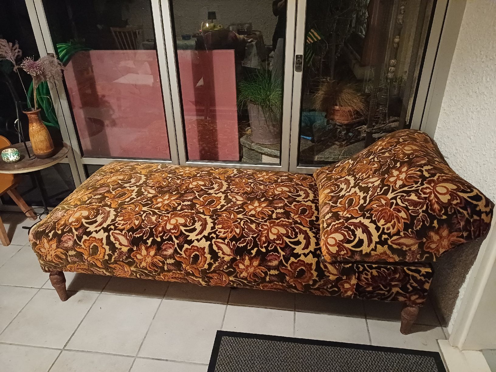 Divani: Antikes Sofa/ Canape / Ottomane/Diwan/ Ruheliege – Usato da Niederuzwil venduto da wolkenlos80