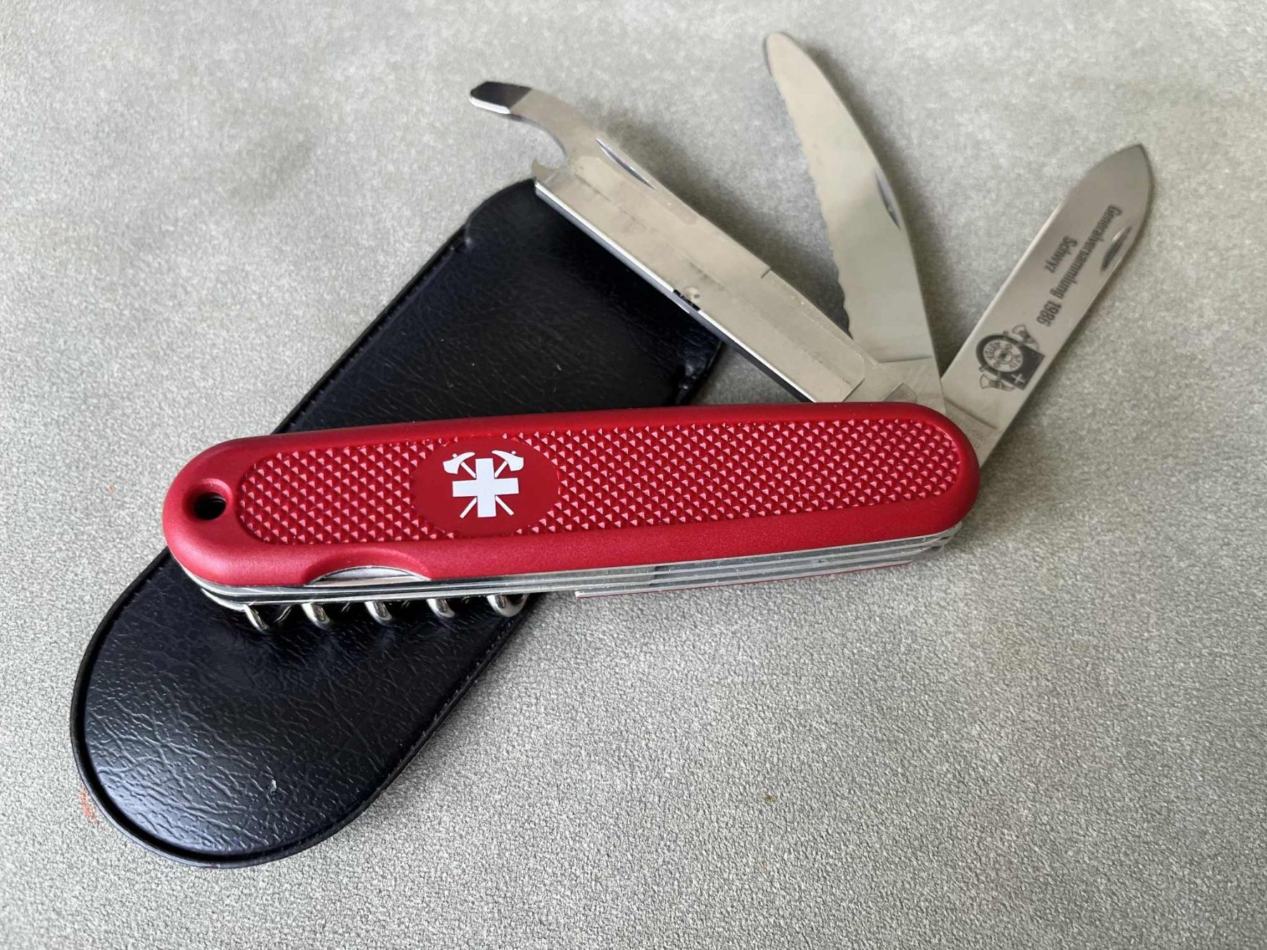 Victorinox Coltelli tascabile: Victorinox Fireman 108mm – Nuovo (secondo la descrizione) da Oftringen venduto da btt_ddb9 1