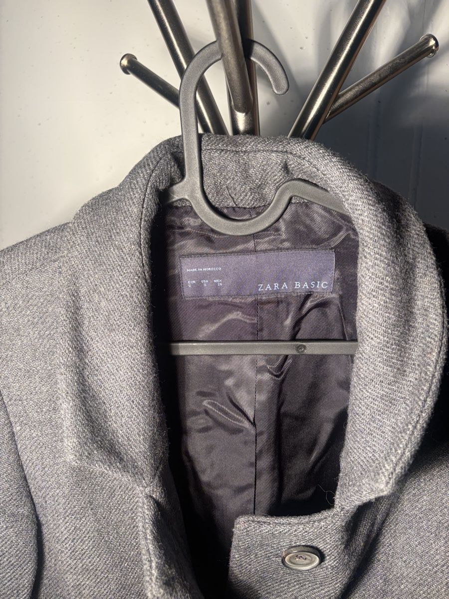 Zara Mäntel: Damen Mantel Zara Basic grau Grösse S – Neu (gemäss Beschreibung) aus Büsserach von SalebyGianni 1