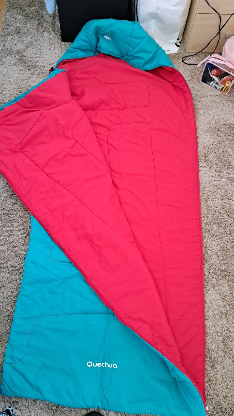 Sacchi a pelo: sac de couchage, très bon état – Nuovo (secondo la descrizione) da Meyrin venduto da Zahra011 2