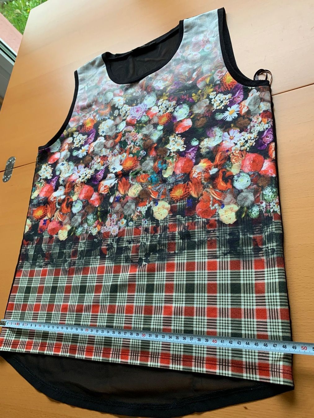Top: Oberteil Gr M/L – Usato da Zürich venduto da AnaMK 1
