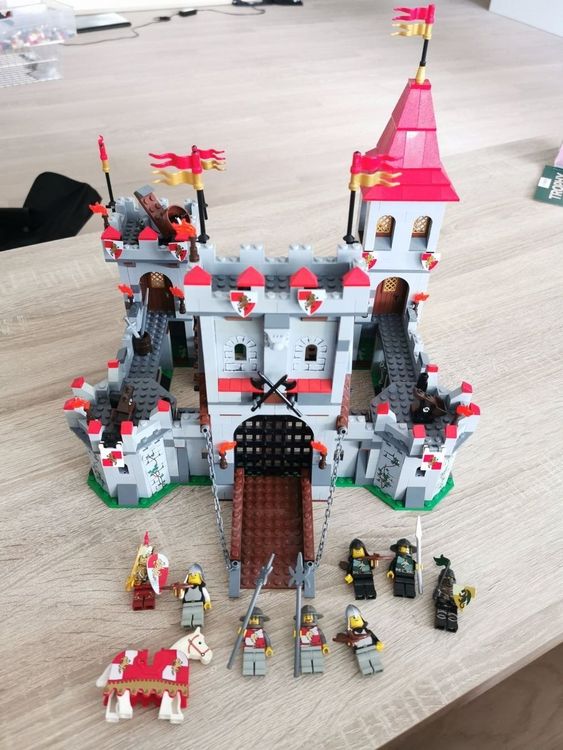 Lego Castle Kingdoms 7946 King's Castle von 2010 (Gebraucht) in Hinwil ...