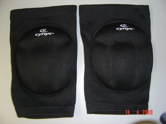 Champro Tri-Flex Knieschoner | Kompressionsschoner Mit Pad | Jugendgröße | Schwarz