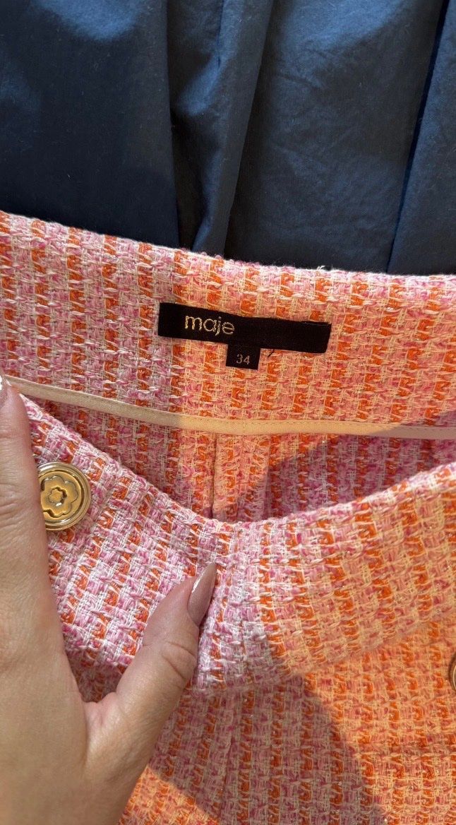 Maje Pantalons: Maje Tweed Shorts – D'occasion à Zürich par pre_vy7t 4