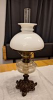 antike Petrollampe 52cm, Gusseisenfuss, funktioniert