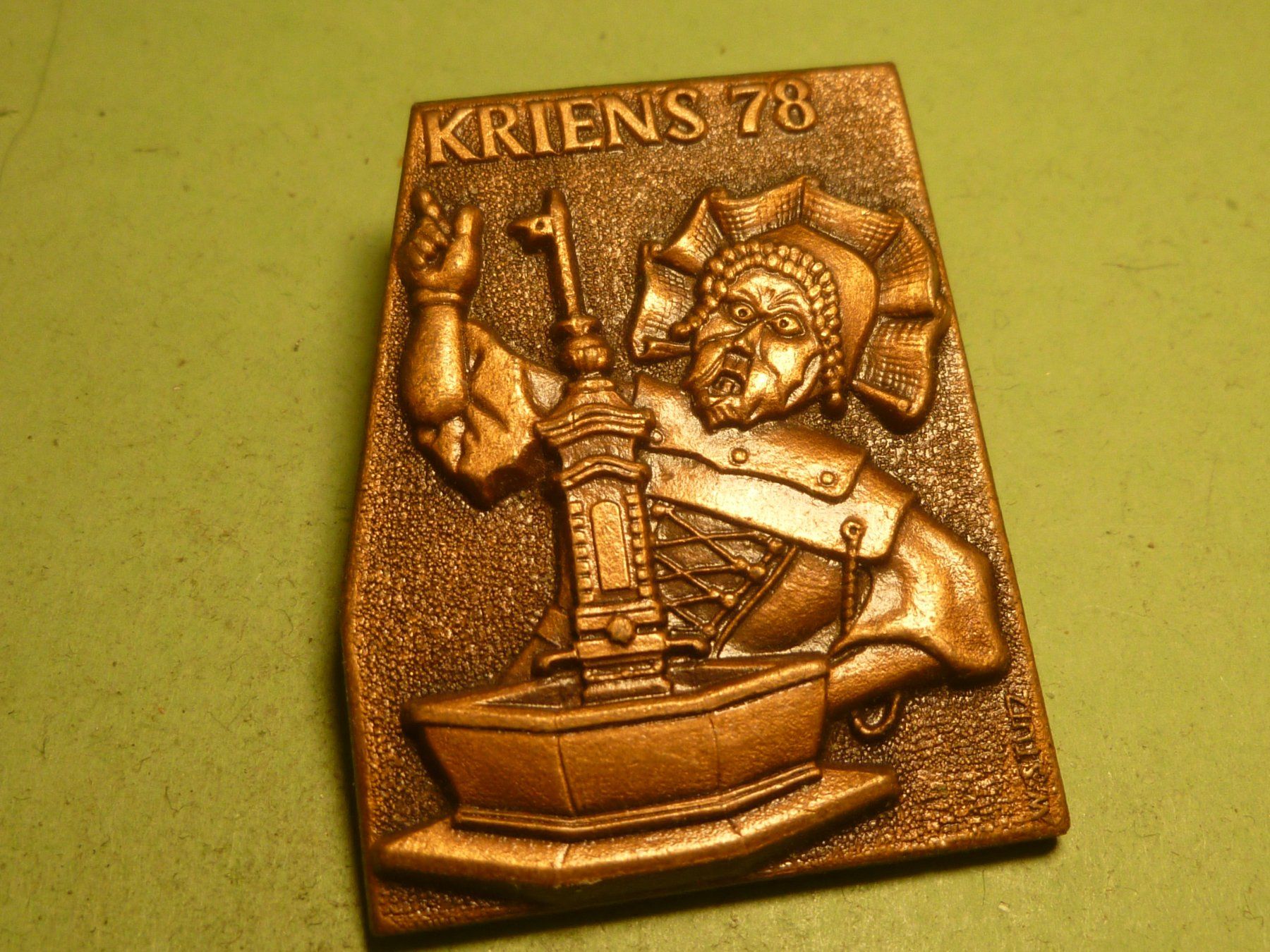 Placchette & Badge: KRIENS 1978 BRONZE – Usato da Ried (Muotathal) venduto da Mandarin02