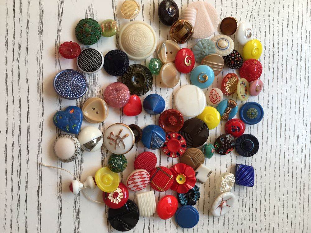 Farbige Knöpfe aus Glas | Kaufen auf Ricardo