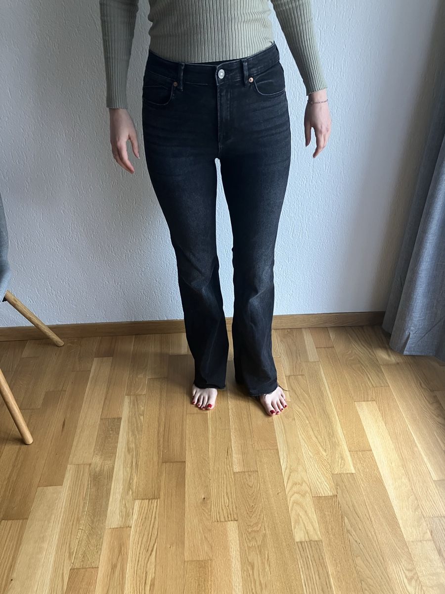 Stradivarius Jeans: Stradivarius Jeans, Schwarz, Grösse 40 – Usato da Bern venduto da and_d5mk 5