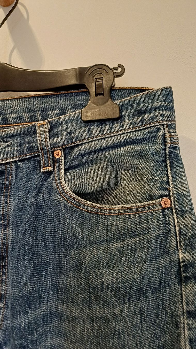 Levi's Jeans: levi's 501 – Gebraucht aus Vevey von Veveybien 2