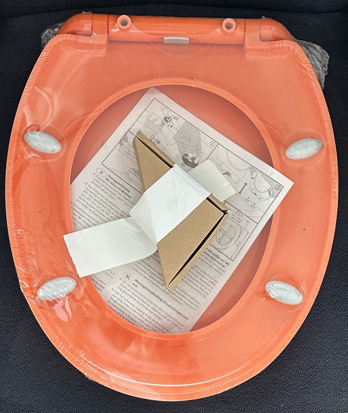 WC: WC-Brille, originalverpackt, neu – Neu und originalverpackt aus Basel von urst2005 1
