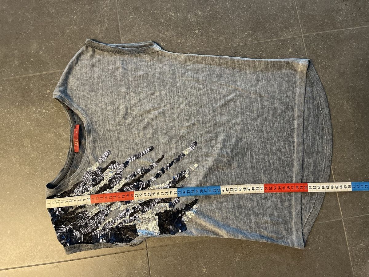 T-shirt: Shirt mit Glitter in XS Oversize – Usato da Niederglatt ZH venduto da karinso 4