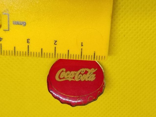 Coca-Cola Placchette & Badge: pin ansteck – Usato da Rothrist venduto da SiddharthaMoon 4