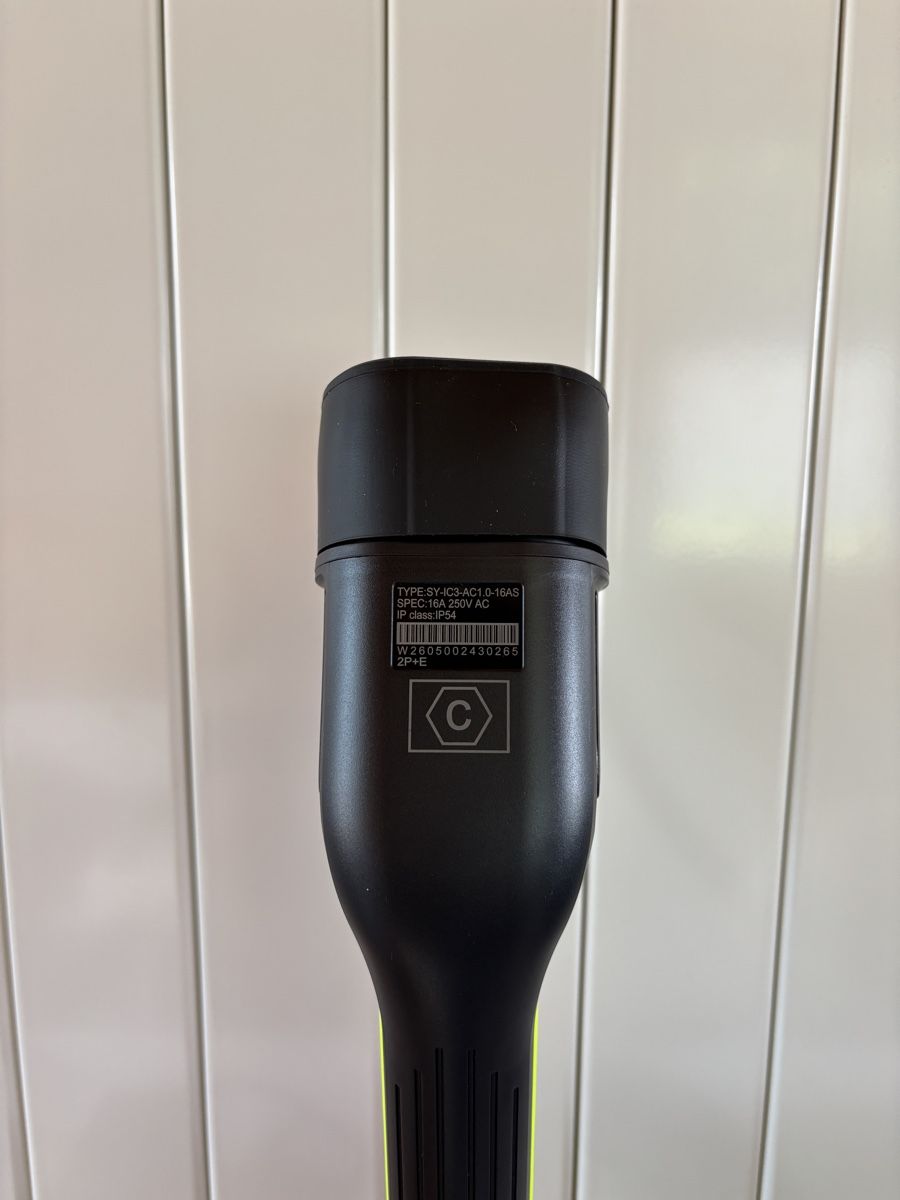 Chargeurs de batterie: Typ 2 Ladegerät (6-16 A) – Neuf avec emballage d'origine à Gretzenbach par leo_nmg6 6