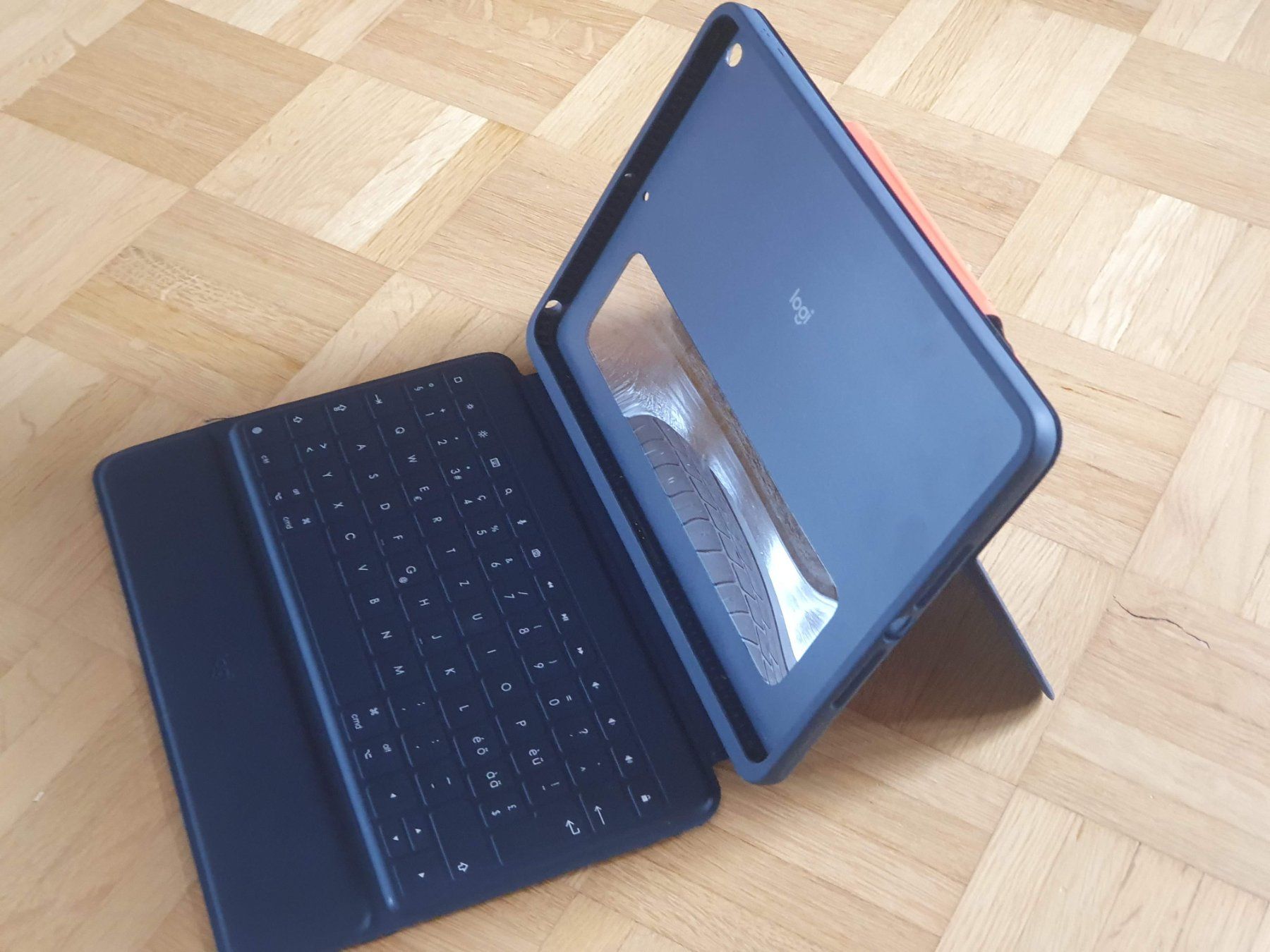 Logitech Tastiere: Logitech Rugged Combo 3 – Usato da Muttenz venduto da michelh7