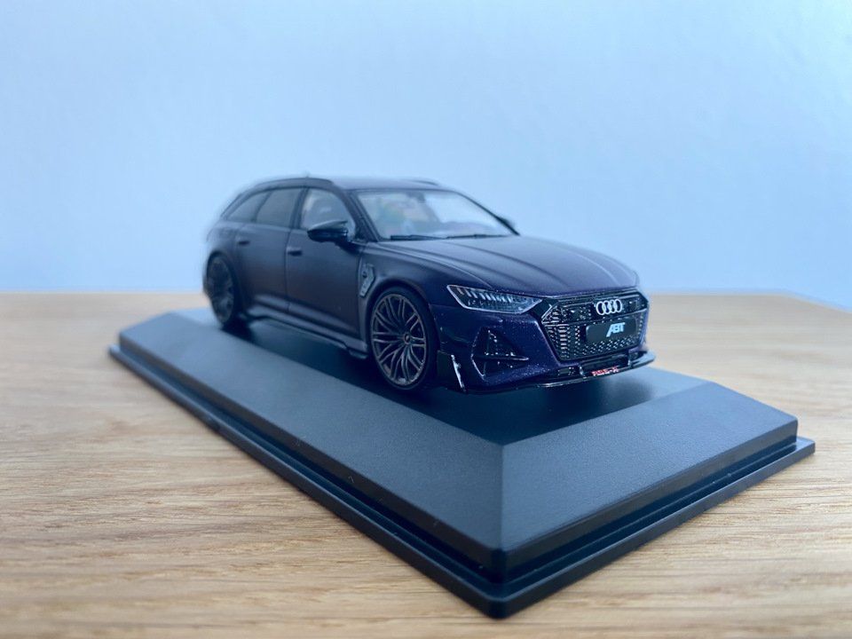 Audi Modellini d'auto: ABT Audi RS6-R (2022) – Nuovo e nell'imballaggio originale da Flawil venduto da Imperiosud 6