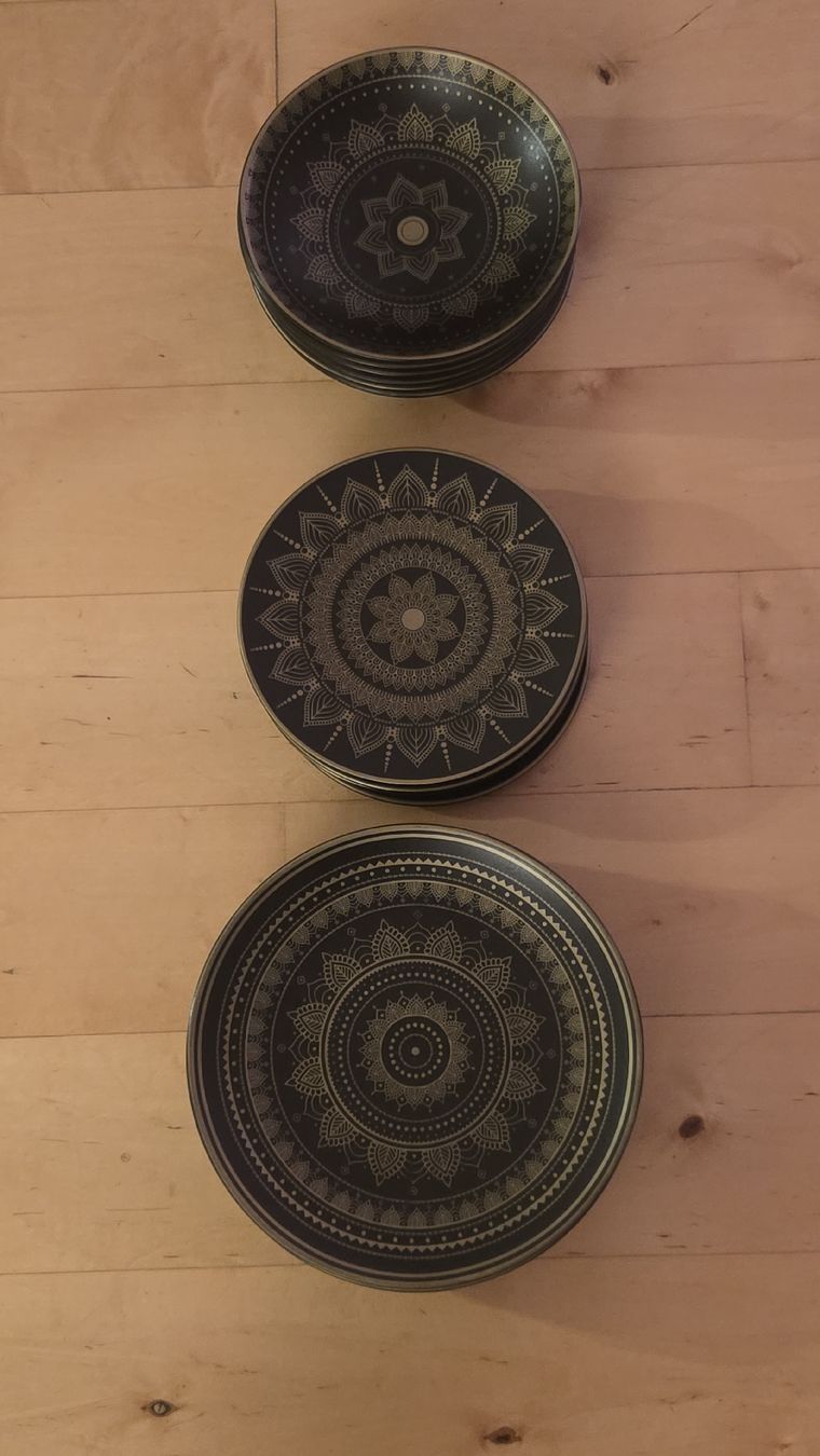 Globus Geschirrsets: Teller Set schwarz mit Mandala gebraucht – Gebraucht aus Magden von dingoo