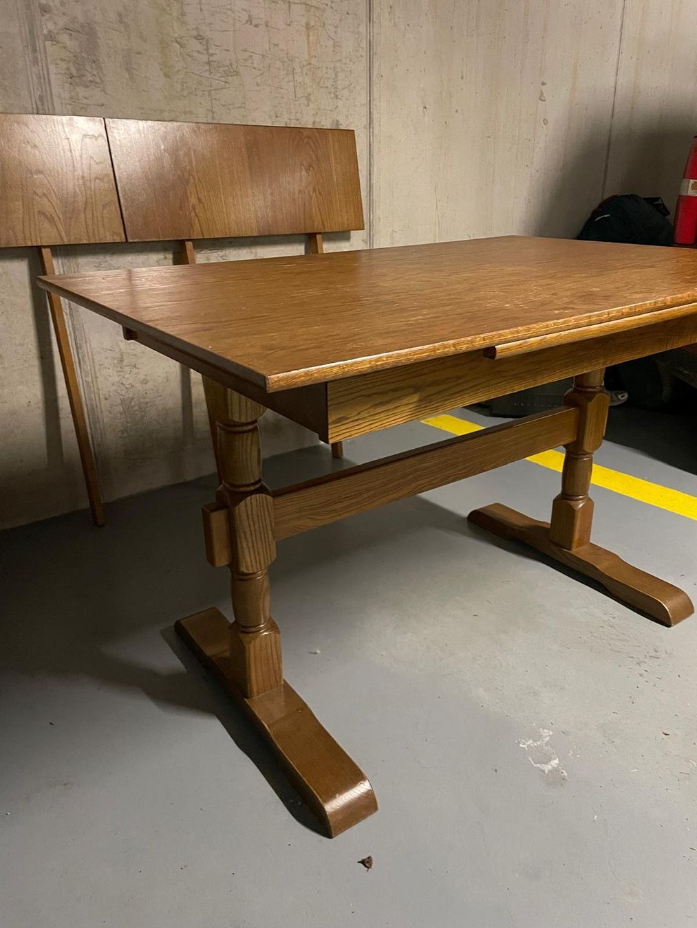 Tavoli: Table en bois massif avec rallonge, style rustique. – Usato da Pully venduto da jul_5sqm 2