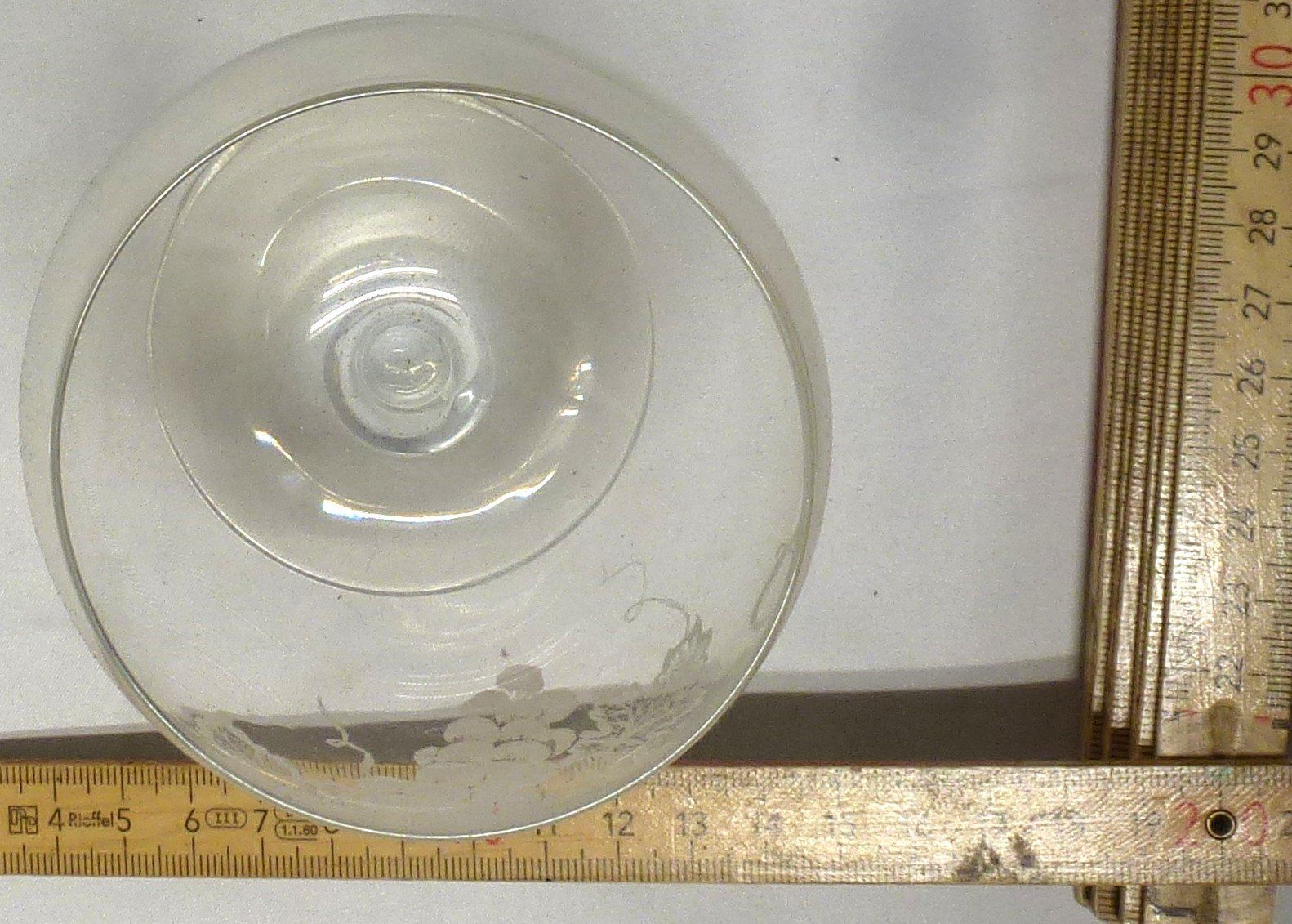 Gläser: Cognac-Glas mit Eingeätzen Trauben – Gebraucht aus Murgenthal von B.StM 2