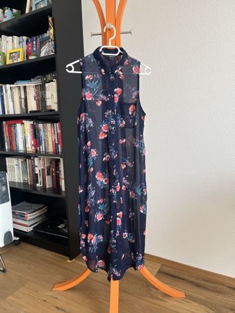 Elegant Floral Maxi Dress, Size S