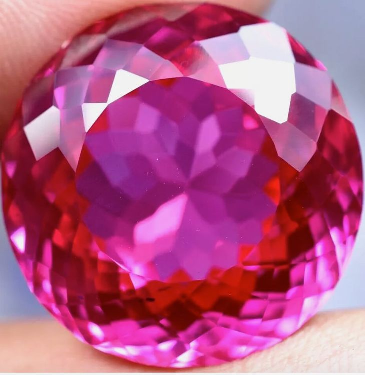 Extremely Rare 54.35 Ct Ct SUNRISE RUBY GGL Certified (Neu und ...