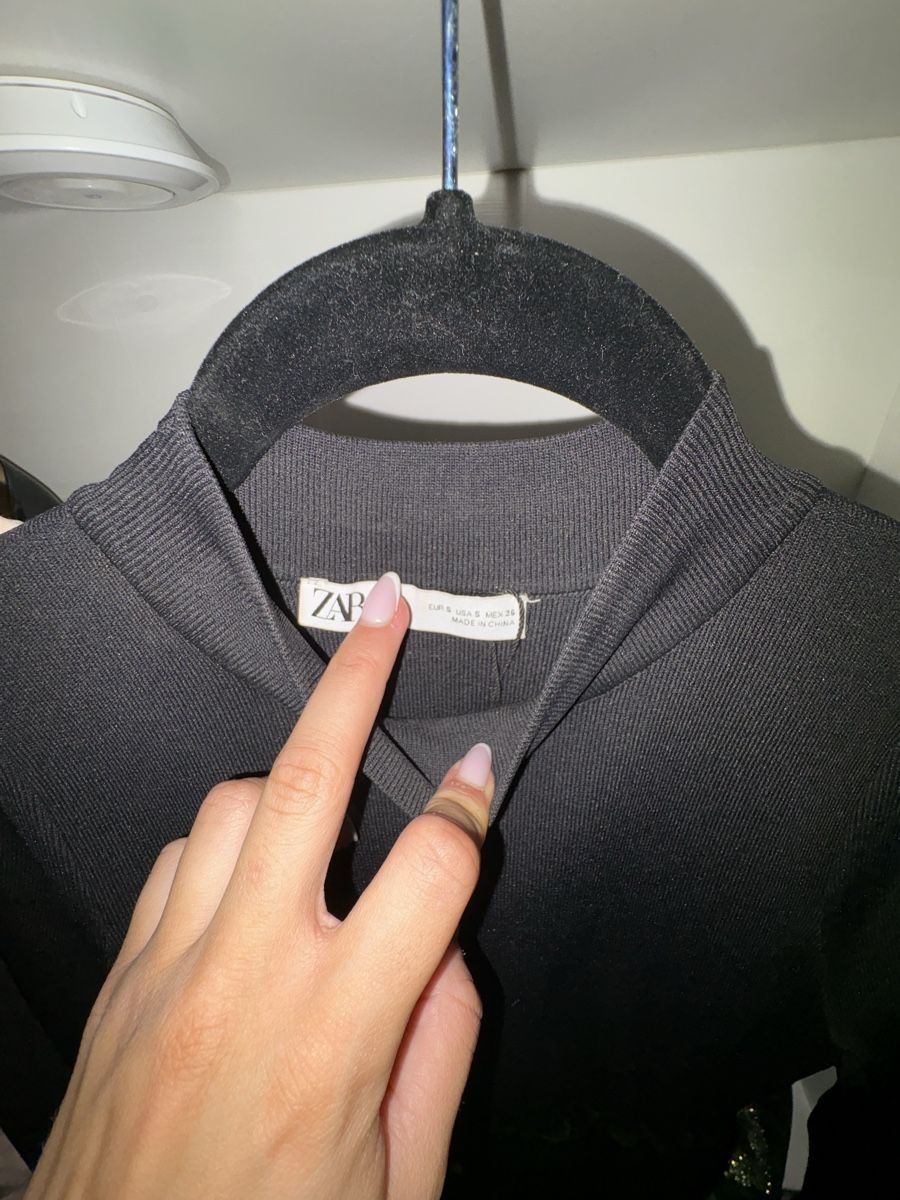 Zara Lotti di vestiti: 3 Kleider Zara Xs und s – Usato da st. gallen venduto da everythingyouwishfor 3
