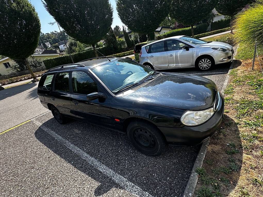 Ford Automobili: Ford Mondeo – Usato da Düdingen venduto da mehmet200192 2