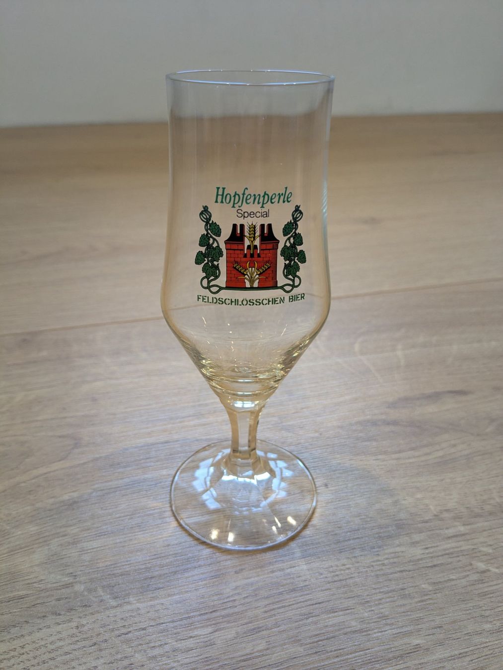 Feldschlösschen Gläser: Hopfenperle Special Bierglas Feldschlösschen – Gebraucht aus Winkel von Kade50