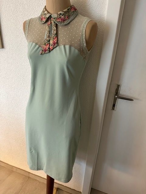 Lotti di vestiti: Cocktailkleid, Gr. 40 – Nuovo (secondo la descrizione) da Hindelbank venduto da vey_t