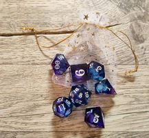 Set de dés JDR à noyaux liquides neufs