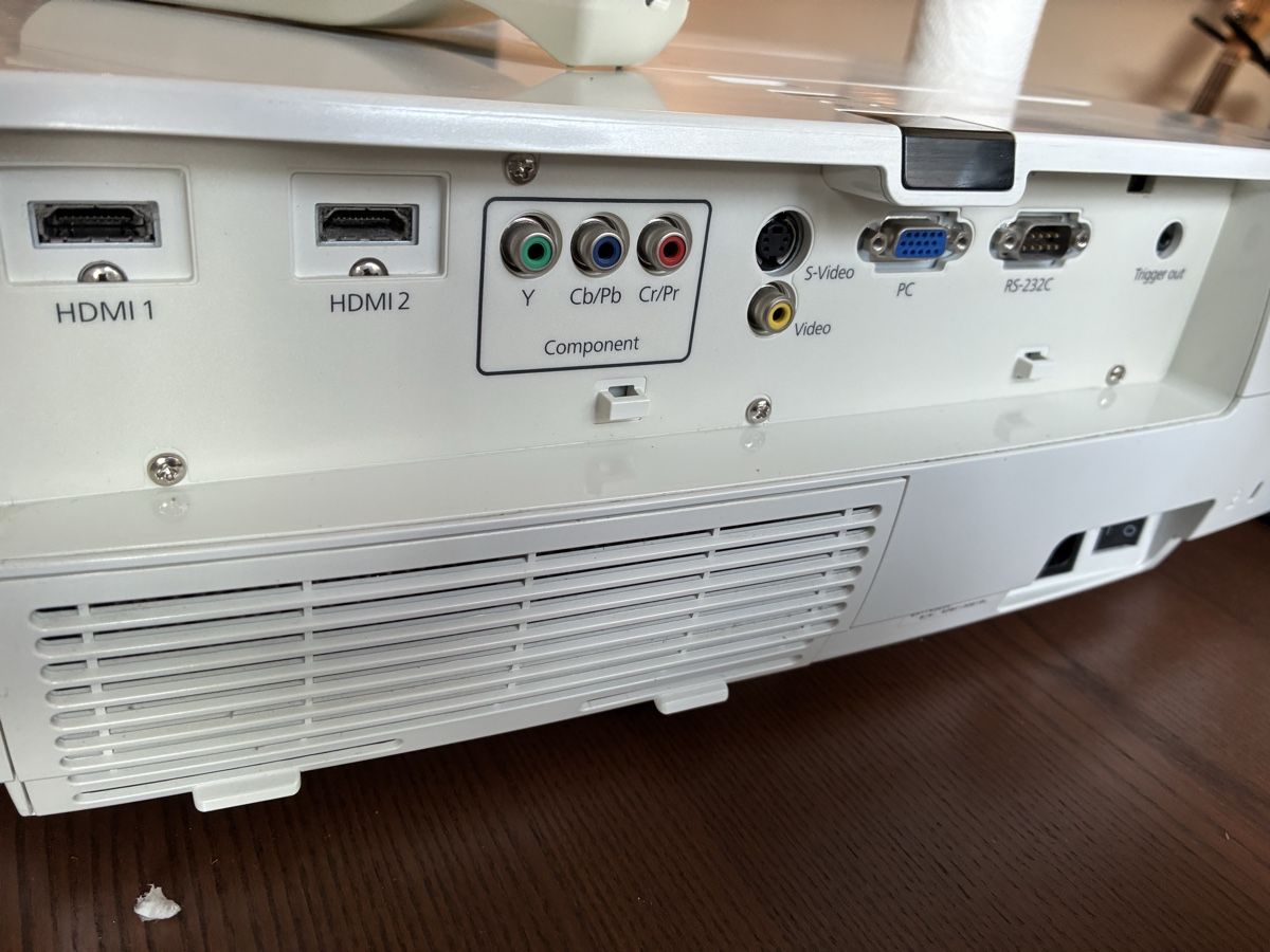 Epson Proiettori: Beamer Projector Epson EH-TW3600 – Usato da Herrliberg venduto da langenthaler 1