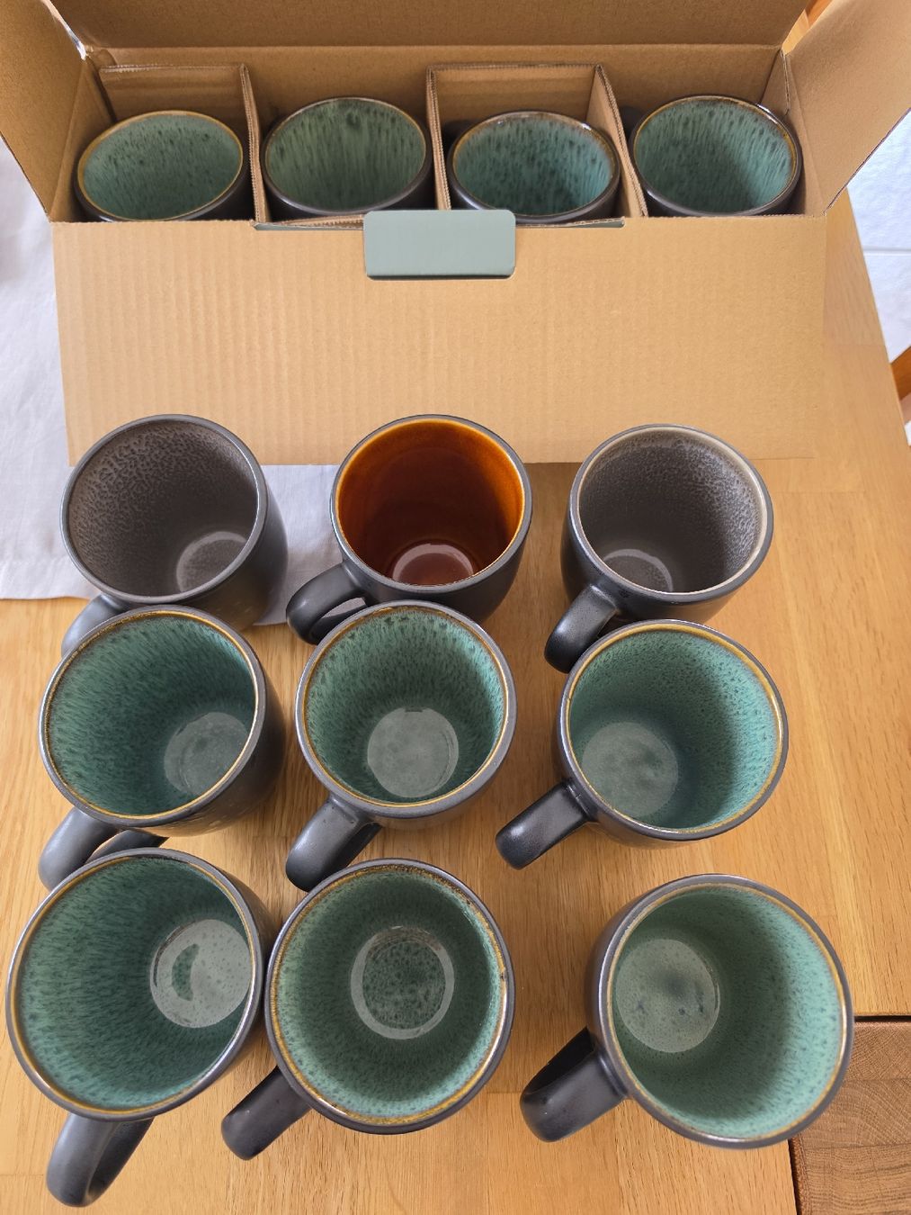 Tassen: Kaffee Tassen von Bitz, Set 13 stk – Gebraucht aus Laupersdorf von Withelady