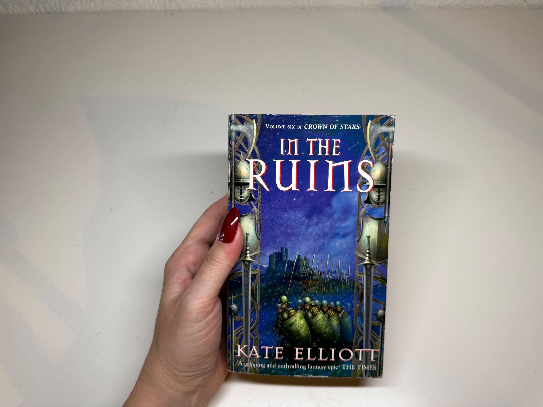 Libri: NOVEL: Kate Elliott, In the Ruins – Usato da Grosswangen venduto da English_books
