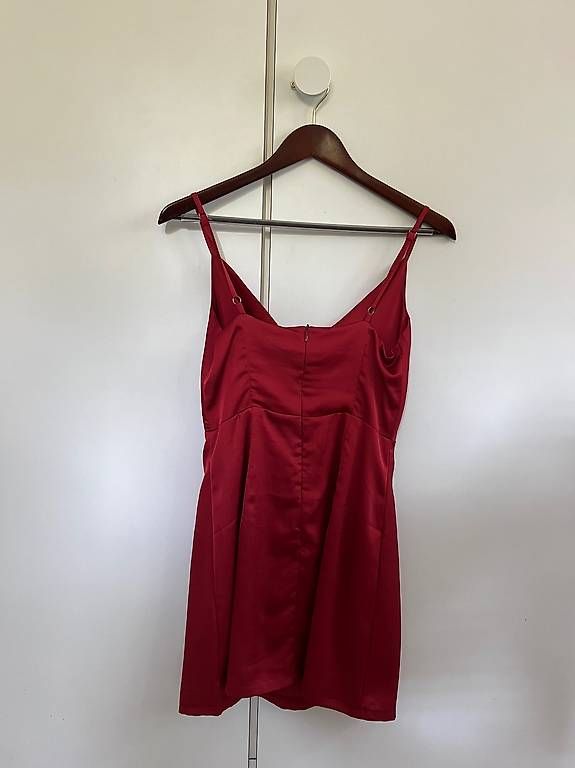 Vestiti: ROTES TRÄGERKLEID – Usato da Maur venduto da tab_z9rh 3